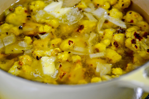 Roasted Cauliflower Soup-7