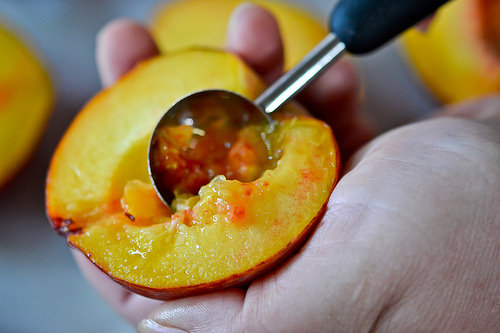 Cheesecake-Stuffed Peaches-4