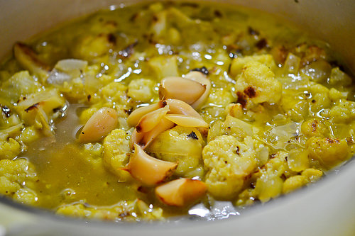 Roasted Cauliflower Soup-8