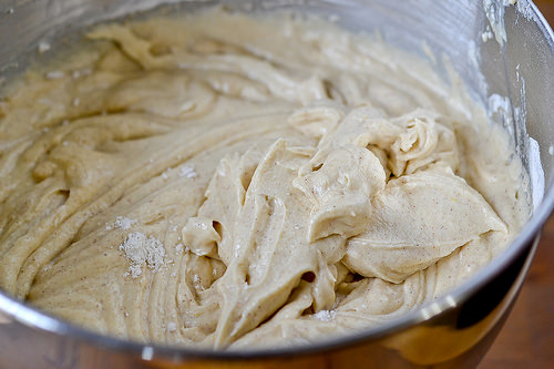 Cinnamon Roll Pound Cake-2