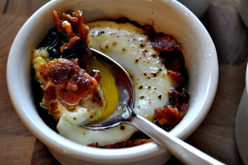 Baked Eggs with Bacon and Spinach