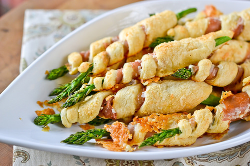 Crescent Roll Asparagus Spirals-10