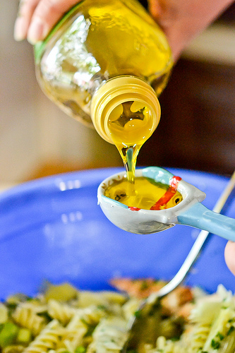 Grilled Chicken Pasta Salad with Artichoke Hearts-10