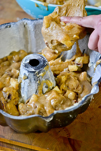 Apple-Cream Cheese Bundt Cake-7