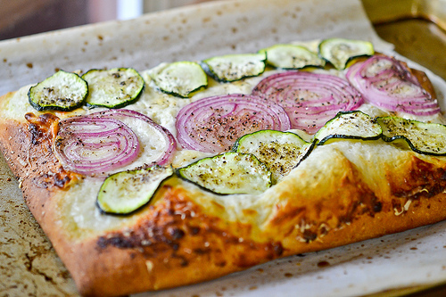 Zucchini & Red Onion Flatbread-11