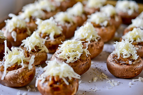 French Onion Soup Stuffed Mushrooms-10
