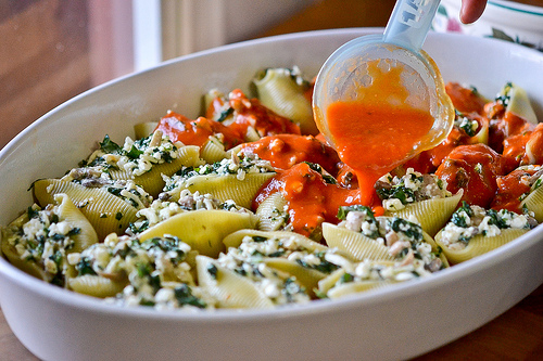 Mushroom-Spinach Stuffed Shells-5