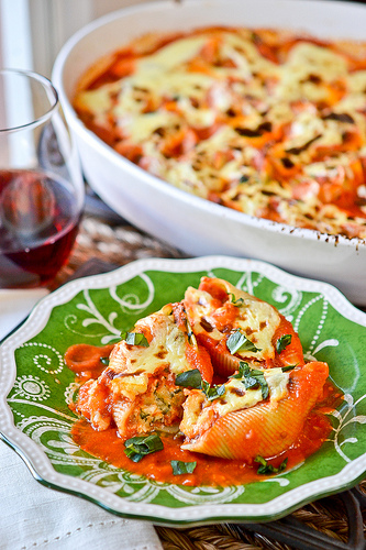 Mushroom-Spinach Stuffed Shells-8