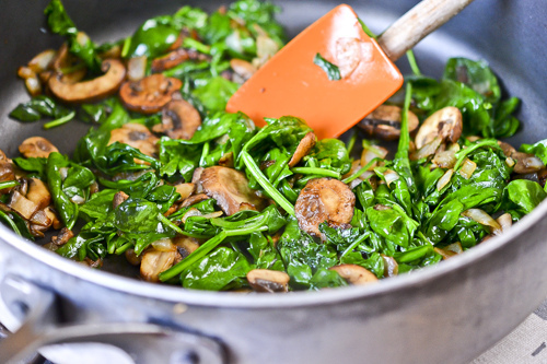 Mushroom-Spinach Baked Eggs 15