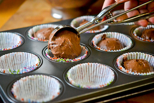 Chocolate Cupcakes with Peanut Butter Frosting-3