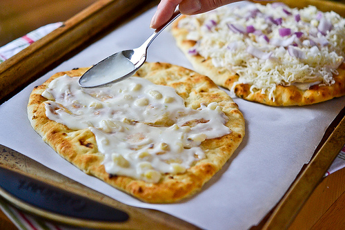 Roasted Garlic, Chicken & Herb Flatbread Pizza-6