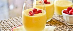 Peach-Mango Smoothies
