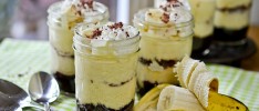 Chocolate-Banana Cheesecake in Jars