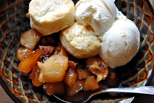 Skillet Apple Cobbler