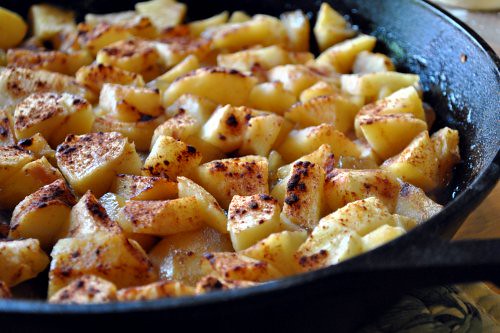 Skillet Apple Cobbler