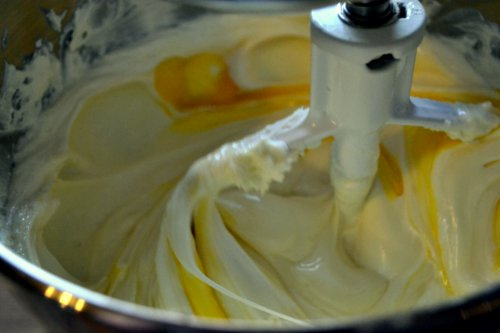 Cranberry Swirl Cheesecake