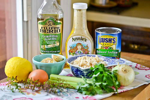 Roasted Garlic Chickpea Burgers-1