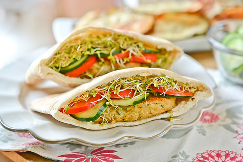 Roasted Garlic Chickpea Burgers-13